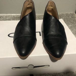 Black boots size 7.5